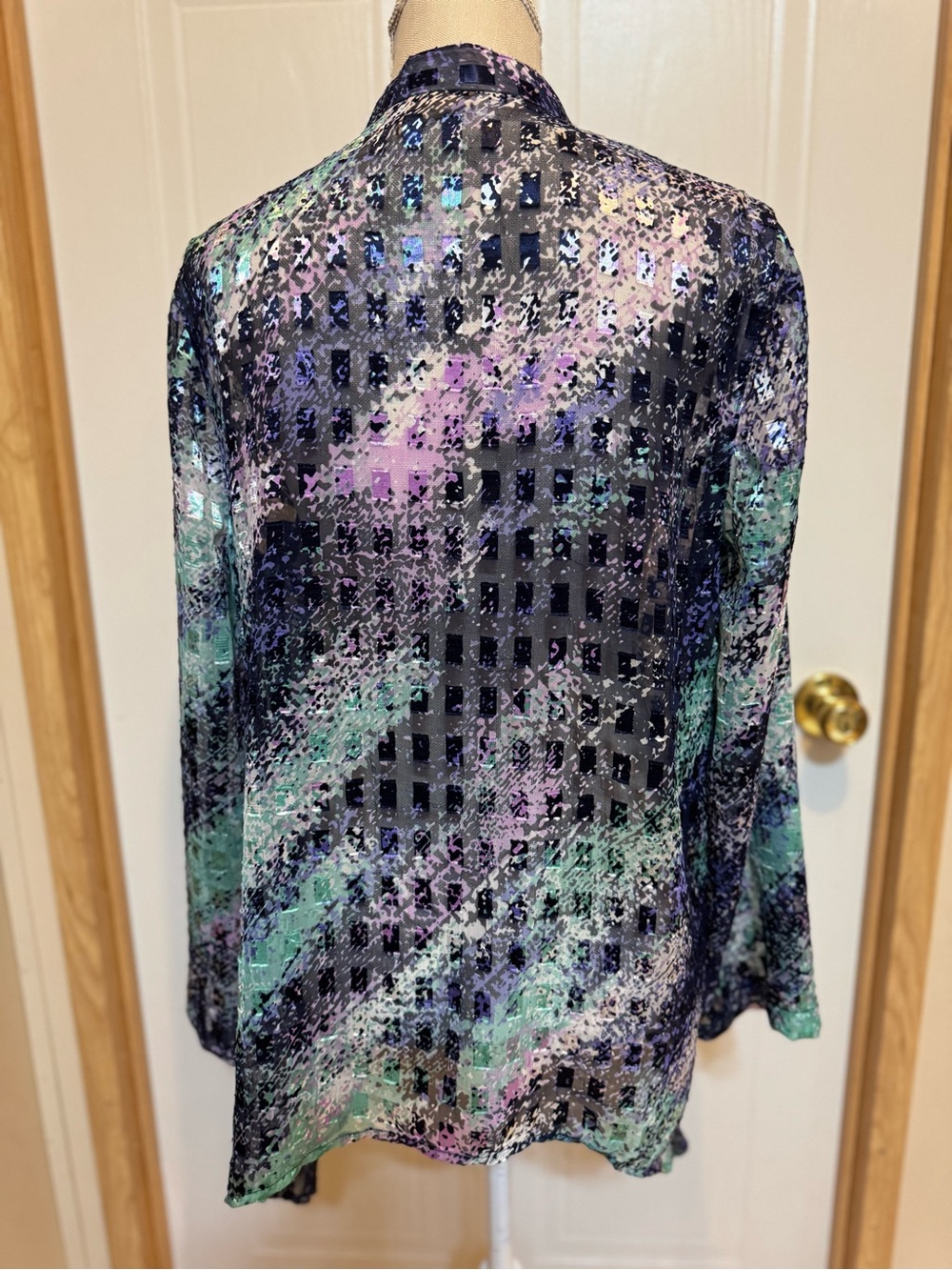 Ruby Rd Sz 10 Multi-Color Patterned Button-Front Women's Top EUC ๐๐ - Picture 2 of 7